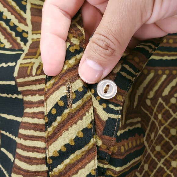 Club Z Collection Brown Geometric Fun Pattern Collar Button Down Blouse Size 1X - Picture 9 of 14